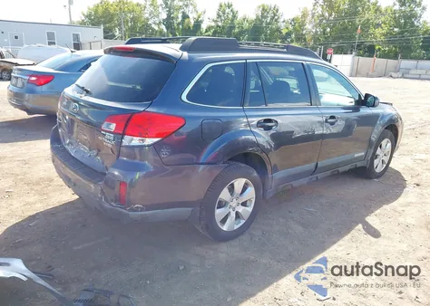 2010 Subaru Outback 2.5I Limited z USA, uszkodzony, nr VIN 4S4BRBJCXA3383797